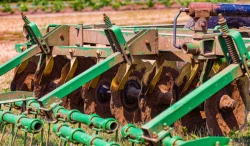 Heavy-Duty Washers for Agriculture Equipment